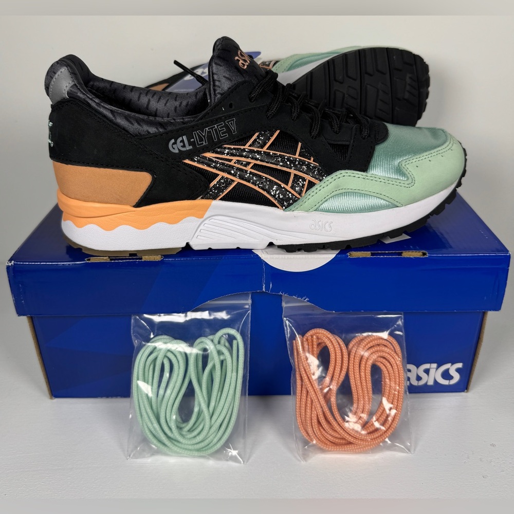 Naked x ASICS Gel Lyte V “Hafnia” SIZE 9.5 Women’s